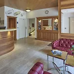 Ambassador Hotel 4*