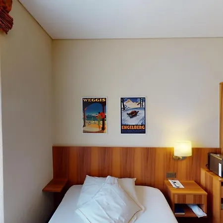 大使酒店 4* 布里格