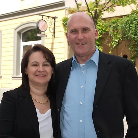 大使酒店 布里格