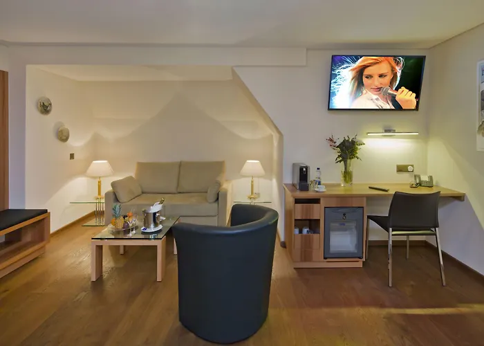 Hotel Ambassador 4*