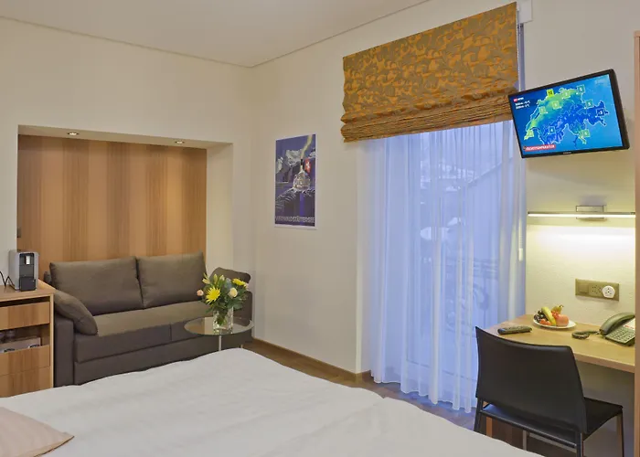 Ambassador Hotel 4*