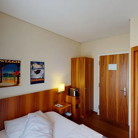Ambassador Otel 4*