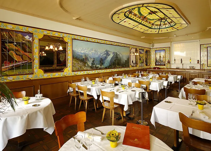 Ambassador Hotell 4*